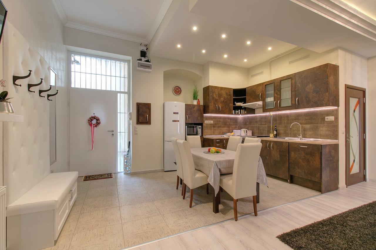 Sweet Dreams At King Street Diamond Apartment Budapest Exterior photo